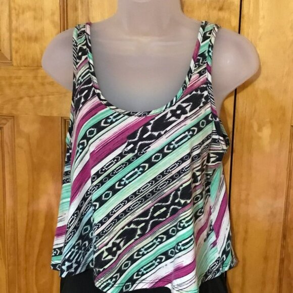 Charlotte Russe Crop Tank Top Blouse Size Small 4 - 6 95% Polyester 5% Spandex - Picture 11 of 11